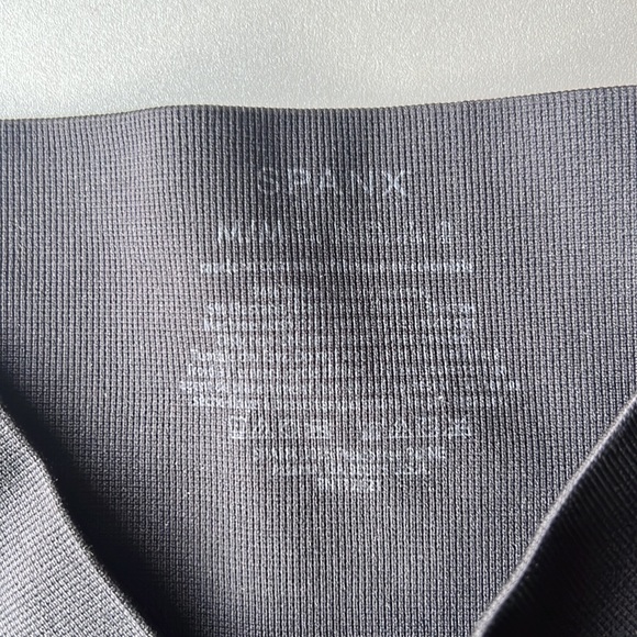 Spanx Leggings - Picture 3 of 4